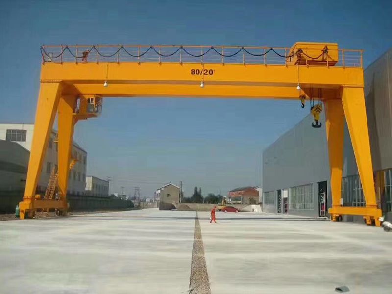 雙主梁門(mén)式起重機(jī)