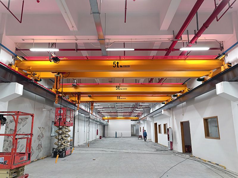 LH型電動(dòng)葫蘆雙梁起重機(jī)